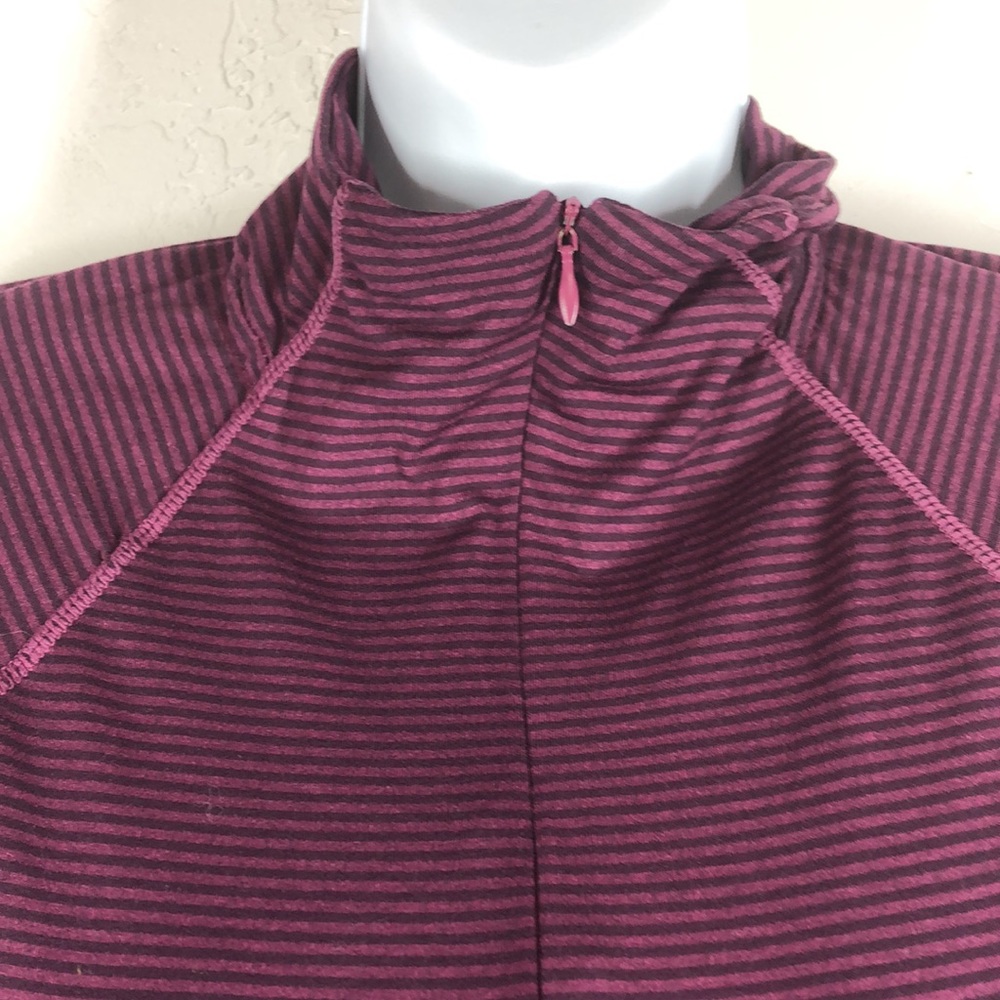Avalanche Stripe Pullover Size Small - image 2